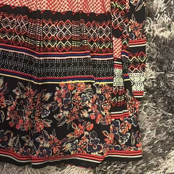 Patterned ASTR Jumpsuit - Picture 2 of 5